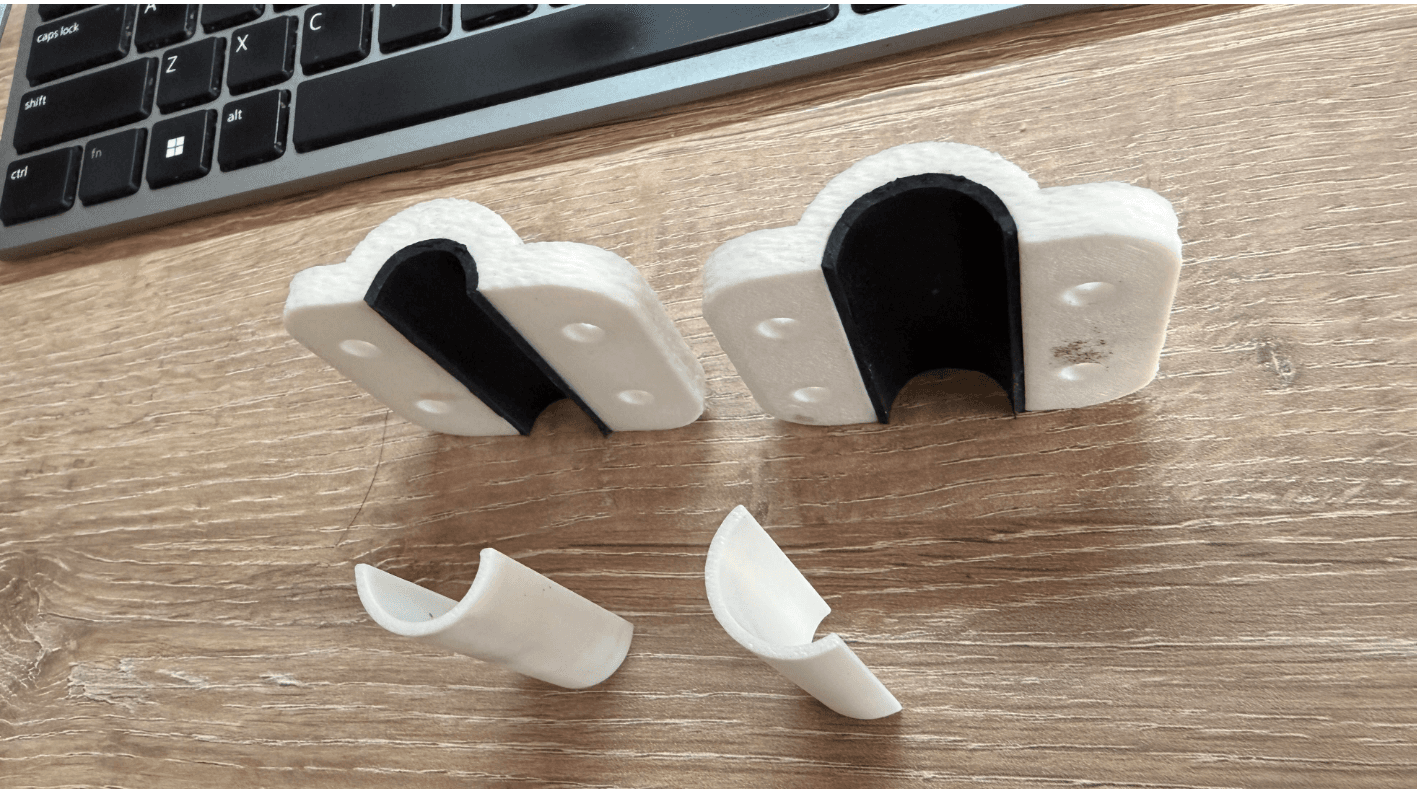 Locking ring and shim inserts for the pole-side clamp